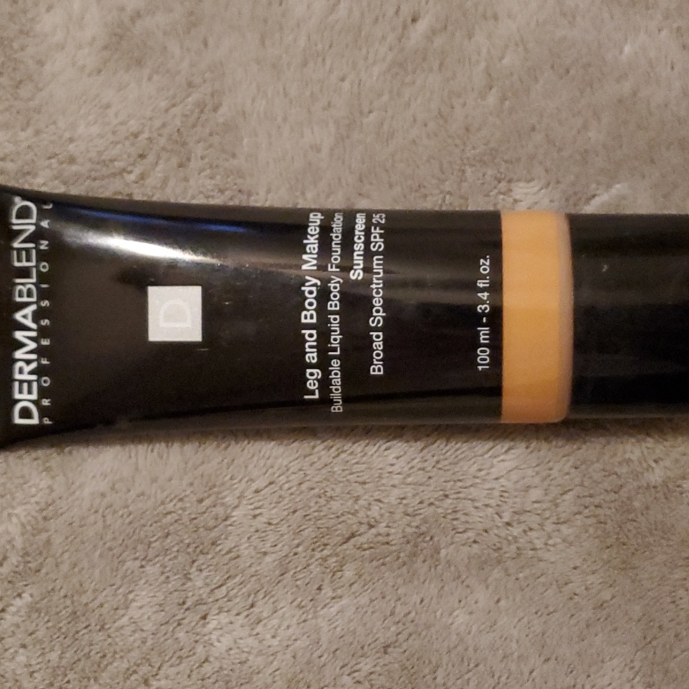 Dermablend leg and body 45N